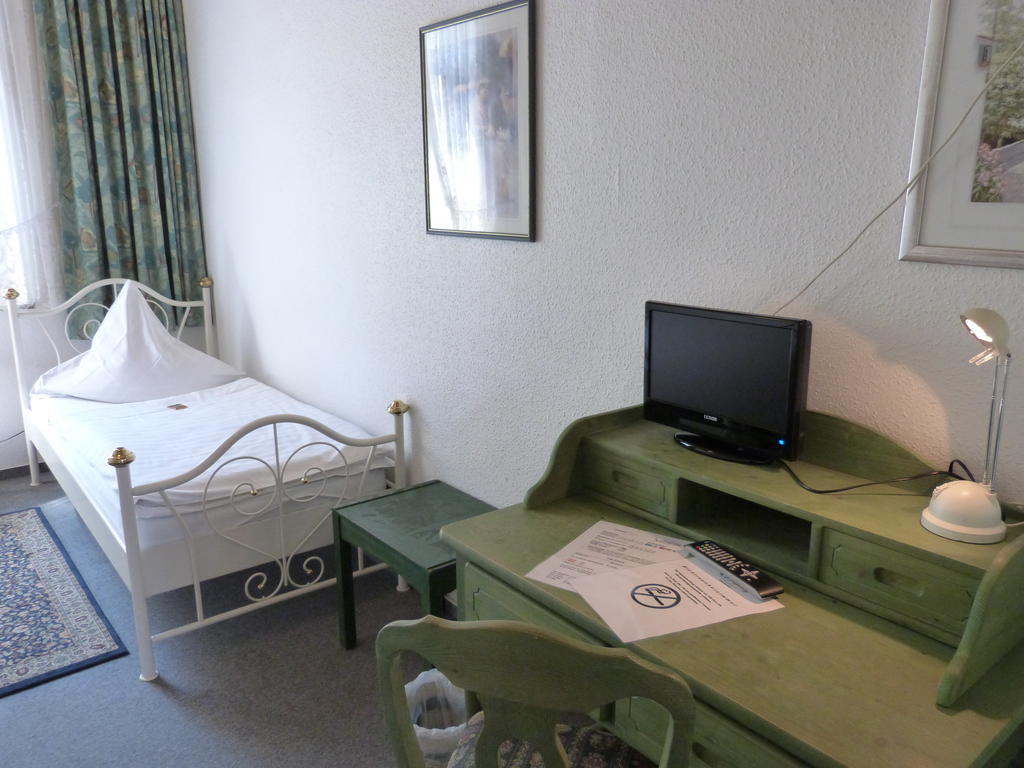 Hotel Jaegerhof Mayen Ruang foto