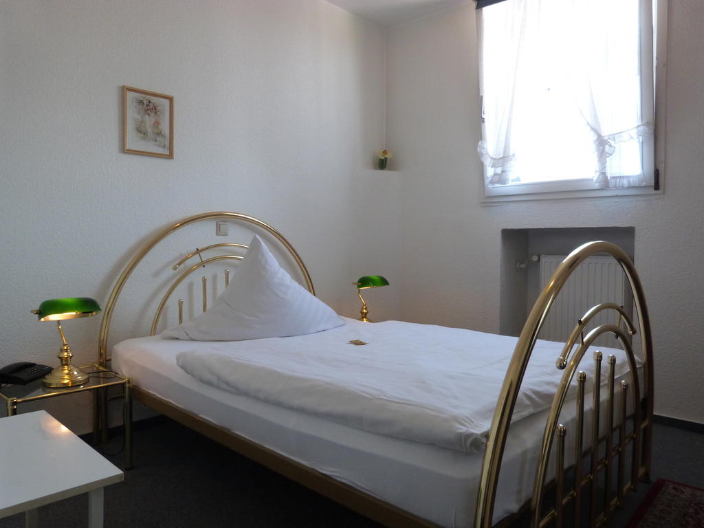 Hotel Jaegerhof Mayen Ruang foto