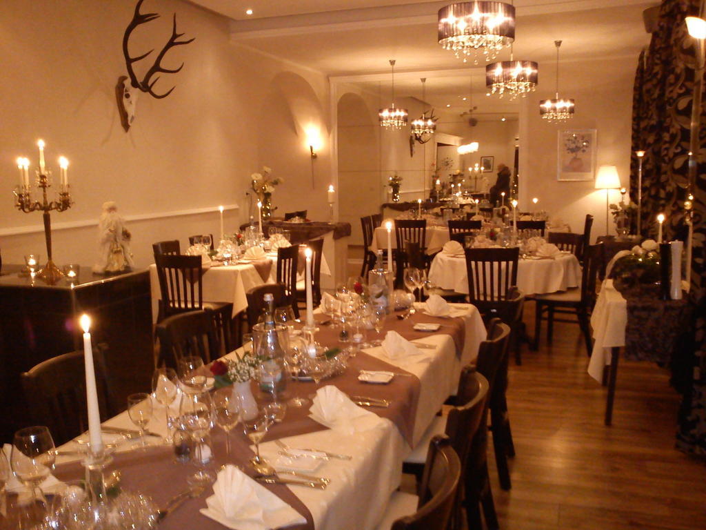 Hotel Jaegerhof Mayen Bagian luar foto