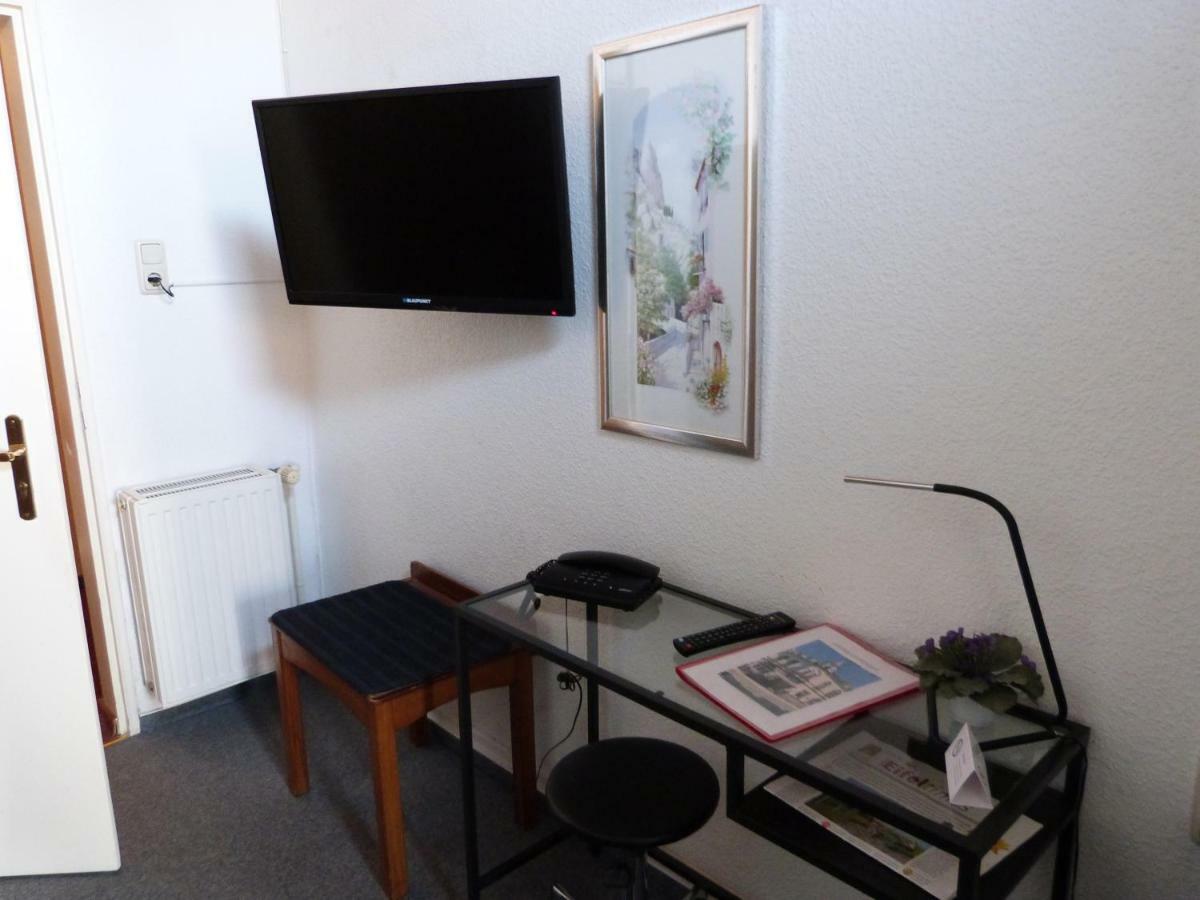 Hotel Jaegerhof Mayen Bagian luar foto