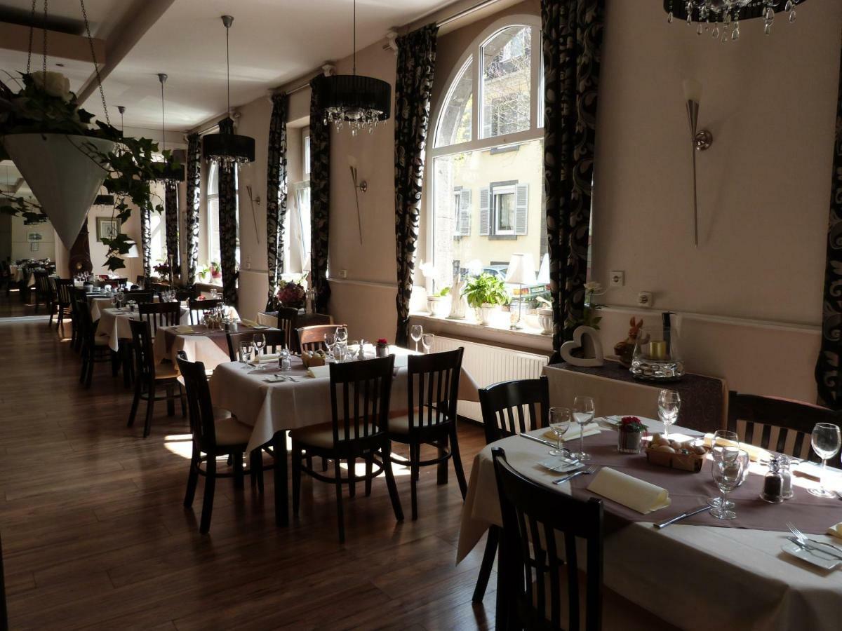 Hotel Jaegerhof Mayen Bagian luar foto