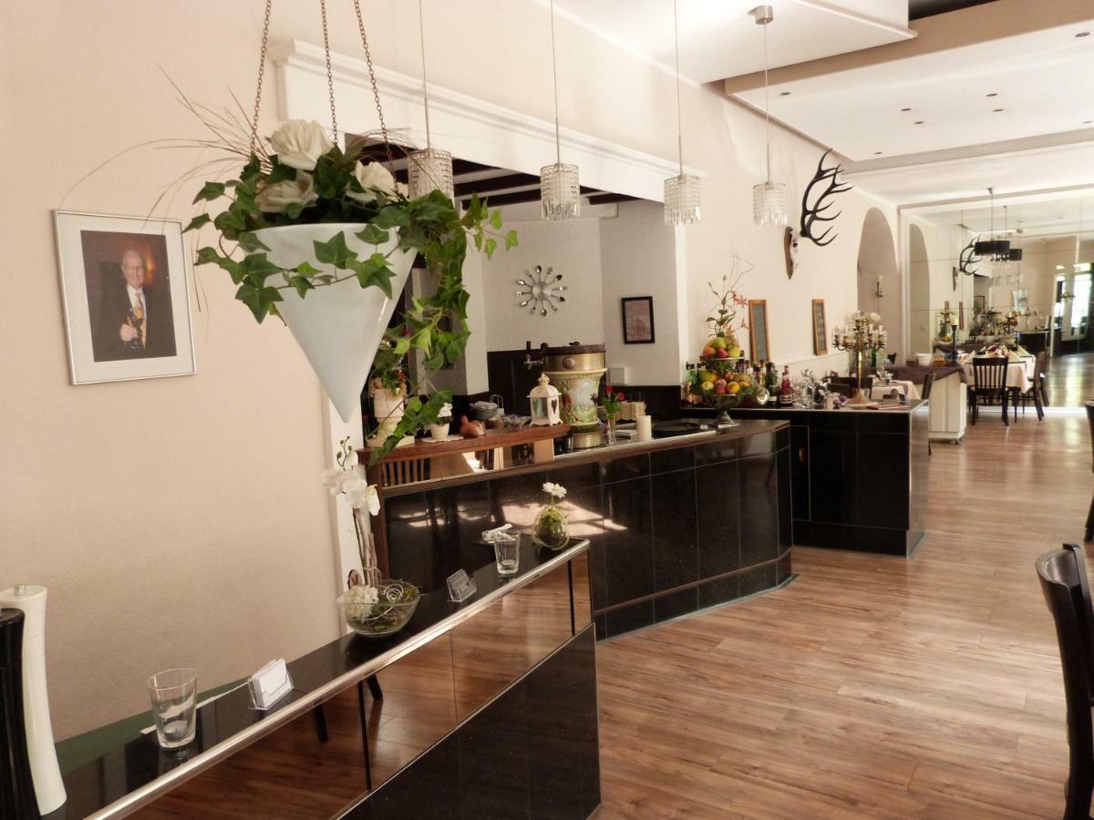 Hotel Jaegerhof Mayen Bagian luar foto